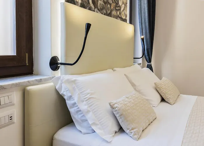 Oda ve Kahvaltı Navona Relais Roma